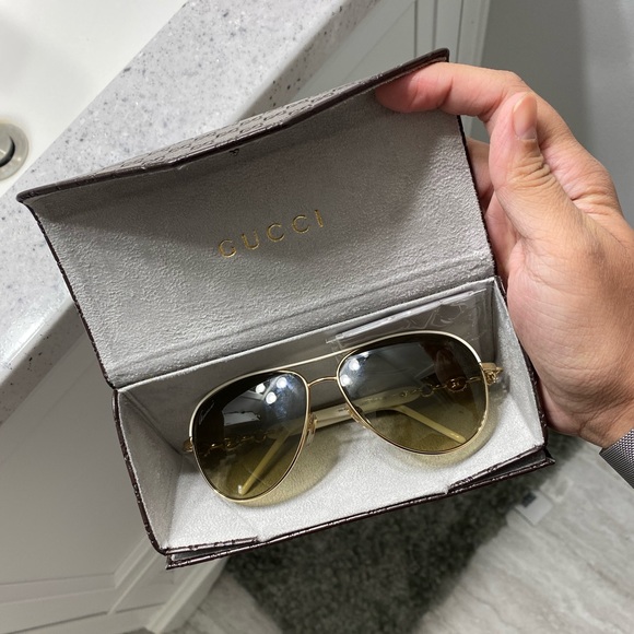 GUCCI SUNGLASSES